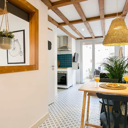 Appartamento Estudio Com Terraco Junto Ao Lx Factory *